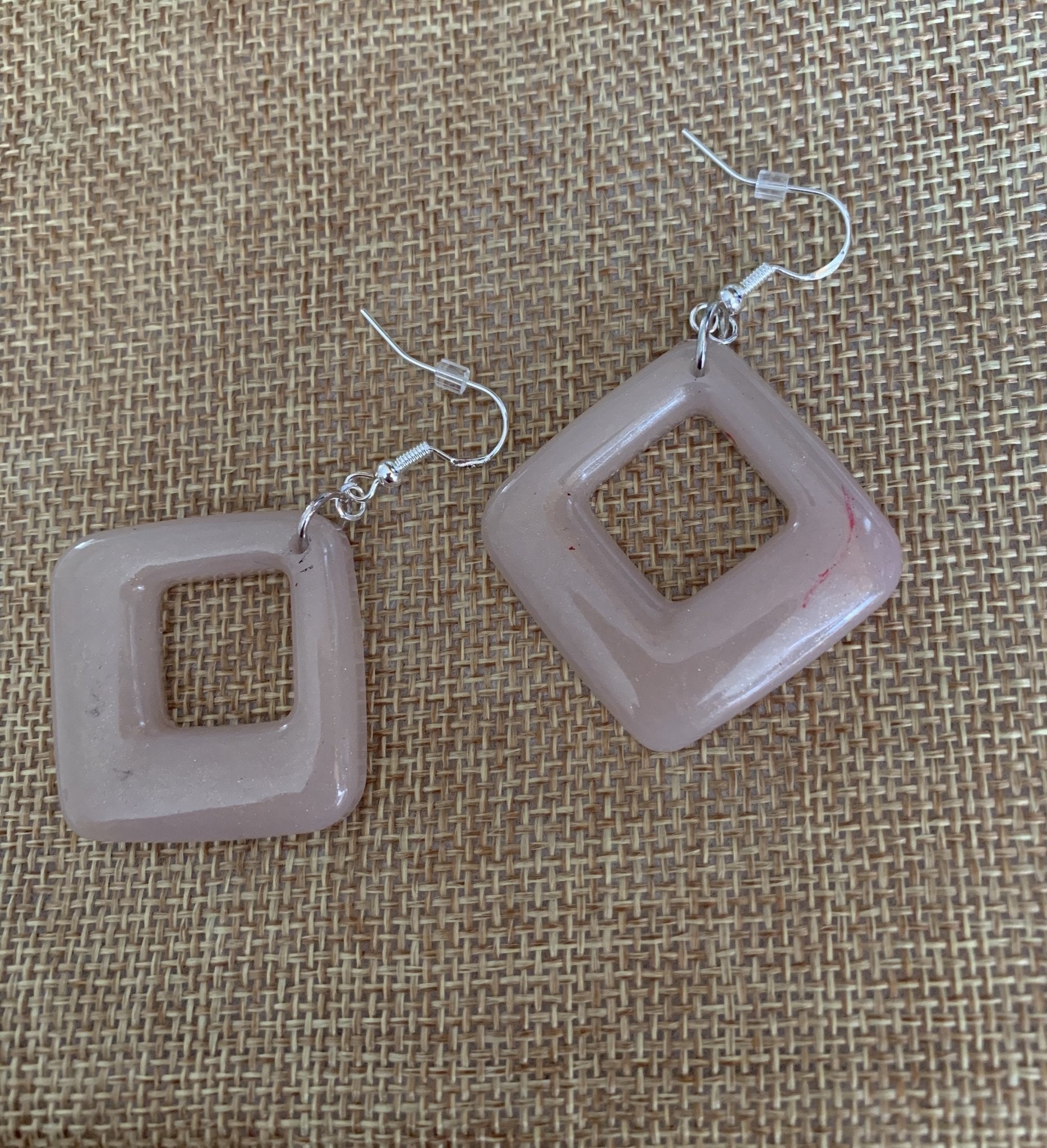 Nude Mod Style Earrings - Bodacious Bijous
