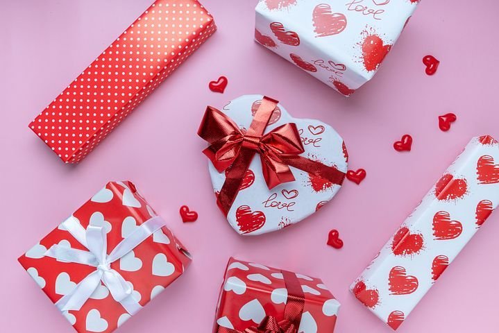 We're in love with LOVE! - Bodacious Bijous