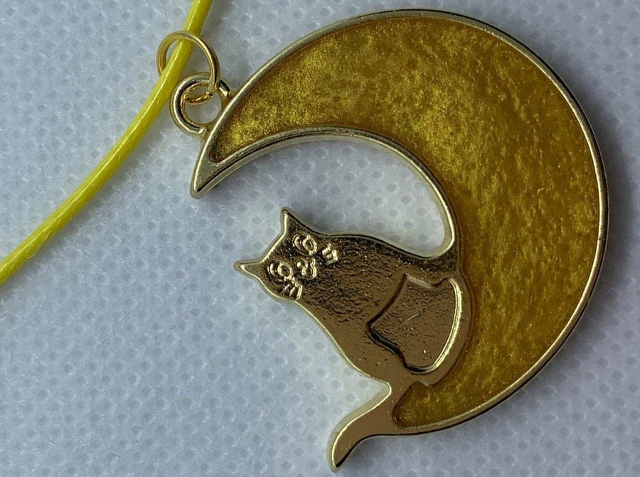 Cat on Moon Necklace - Bodacious Bijous