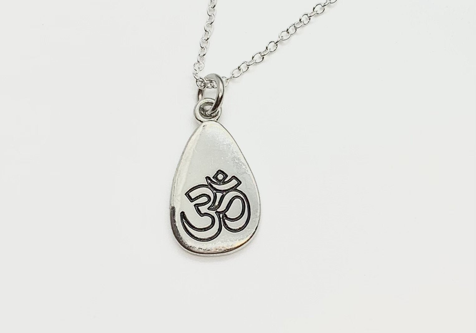 OM Symbol Necklace - Bodacious Bijous