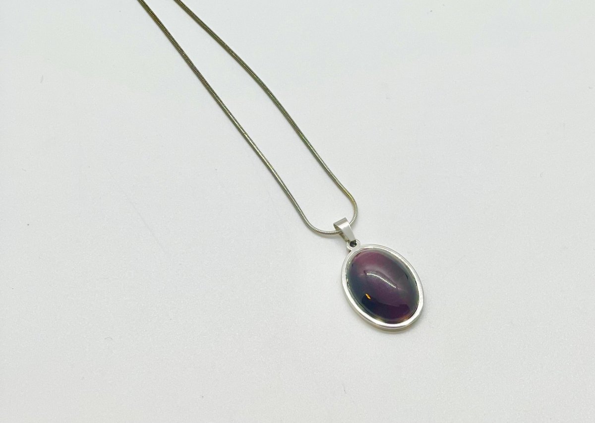 Oval Precious Pendant Necklace - Bodacious Bijous